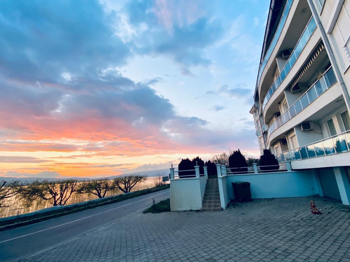 Aqua Blue Lakeview Apartment Ohrid Peštani Eksteriør billede